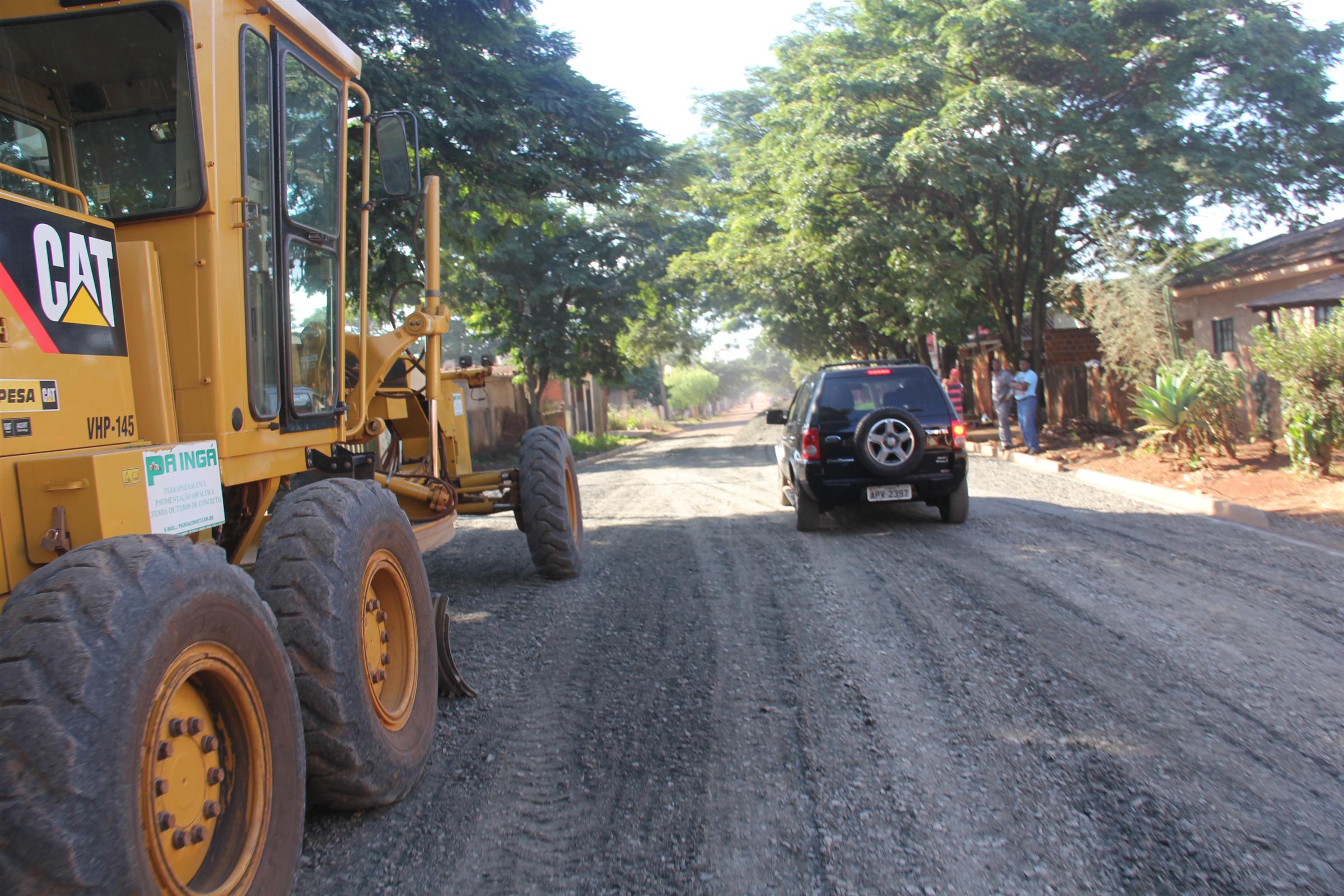 Asfalto da Avenida Nova Aurora em fase final
